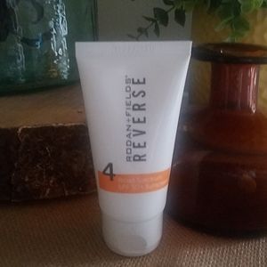 💖Rodan and Fields Reverse Broad Spectrum SPF 50+